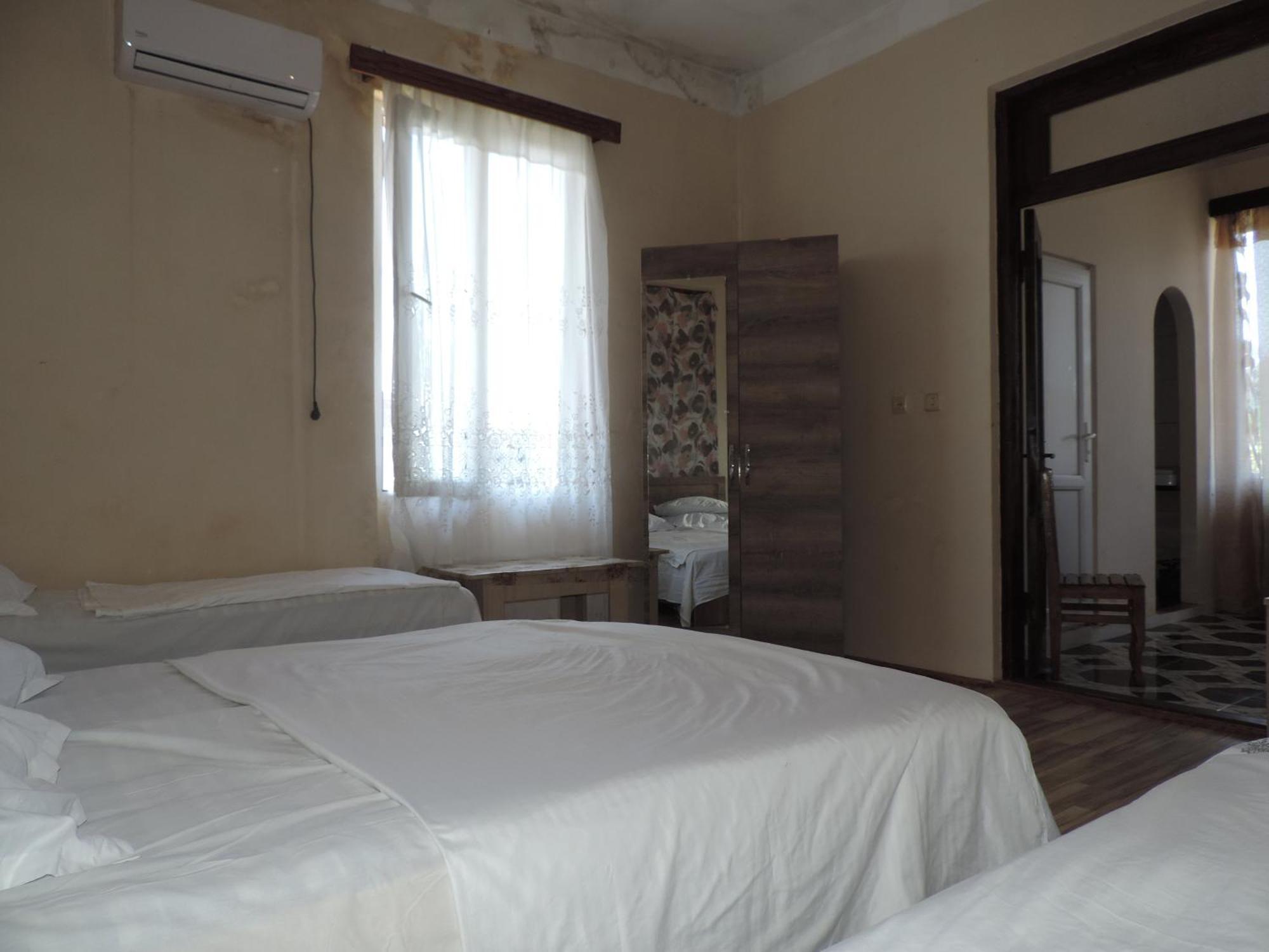 Ok House! Hotel Kobuleti Kültér fotó