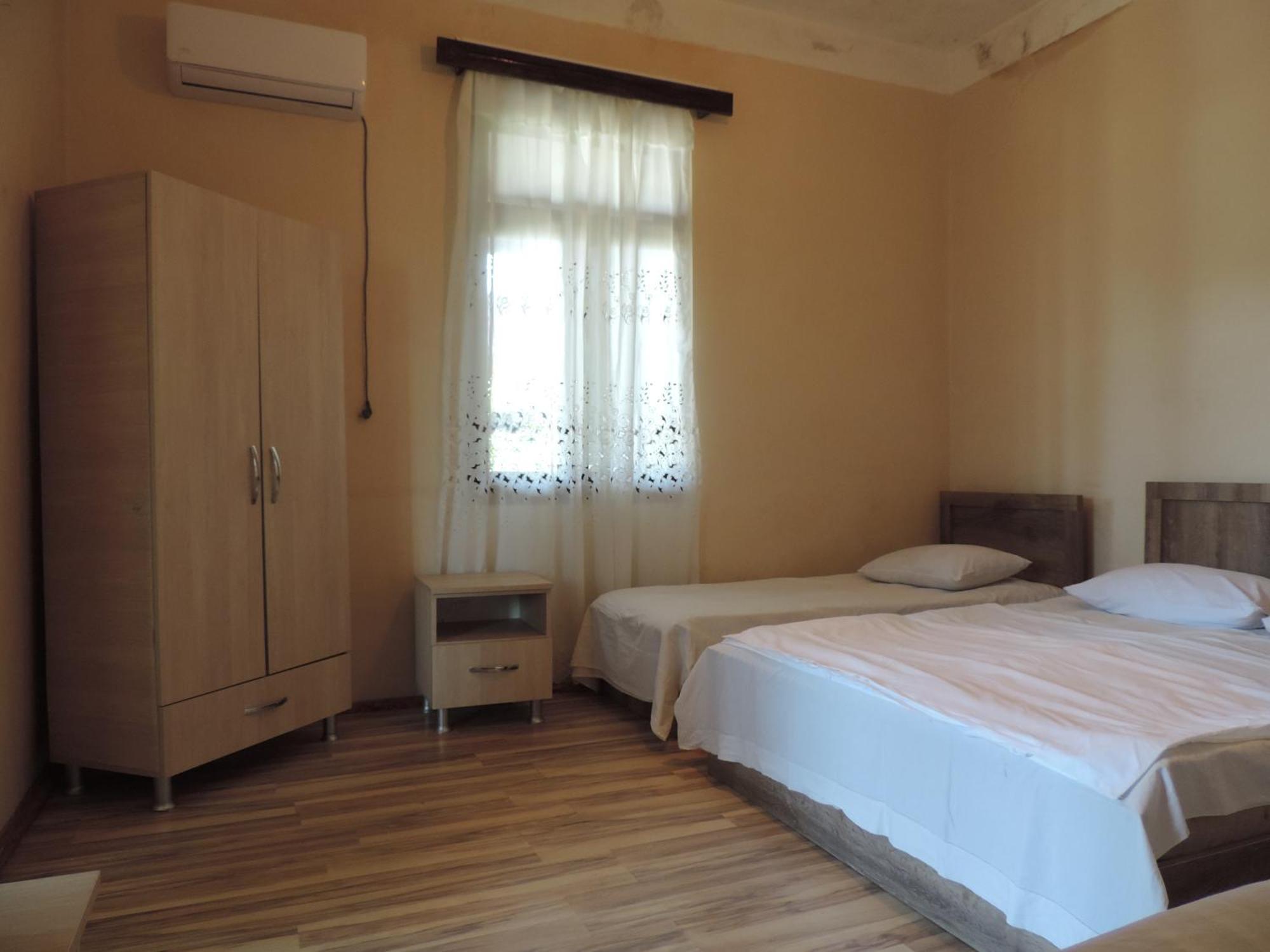 Ok House! Hotel Kobuleti Kültér fotó